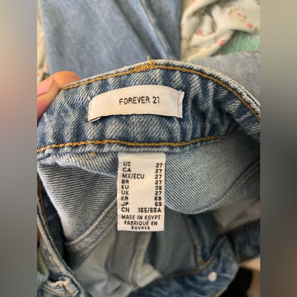 Forever 21 Blue Distressed Jeans - Picture 3 of 3